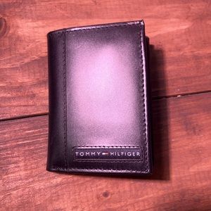 Tommy Hilfiger wallet